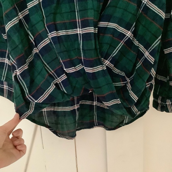 BEACH Lunch Lounge green plaid twist front top XS - Picture 3 of 4